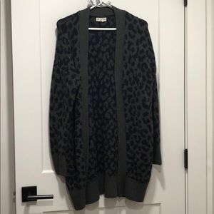 Green and navy long Leopard print cardigan